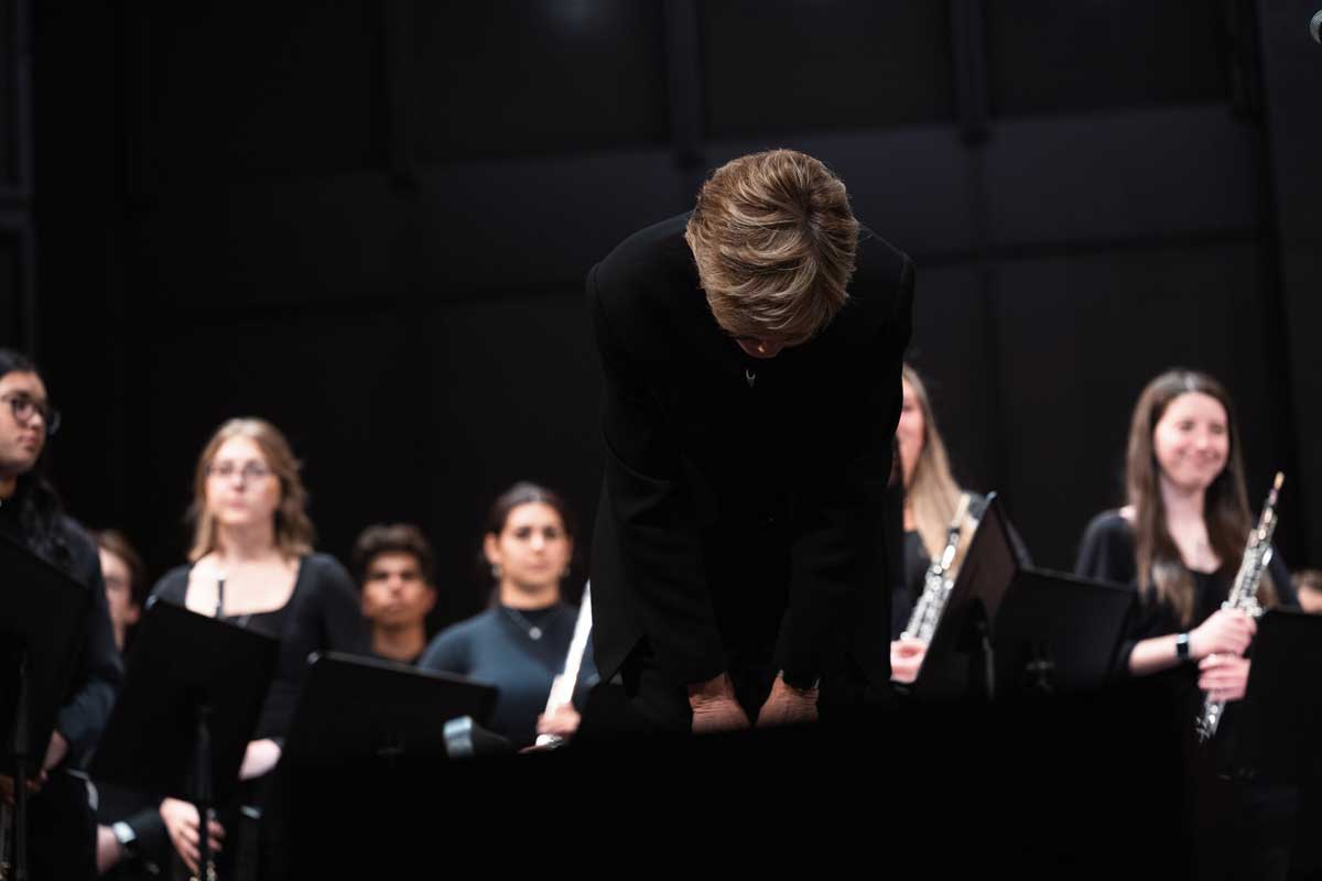 Jo Jossim takes a bow onstage.